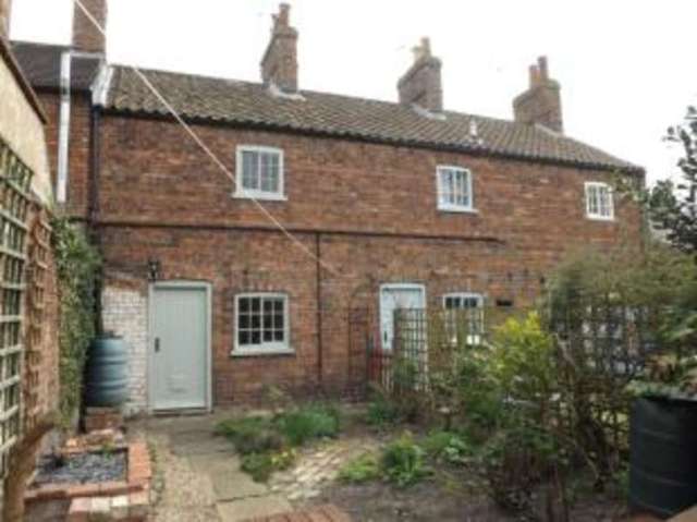  Image of 1 bedroom End of Terrace for sale in Queen Street Horncastle LN9 at Horncastle Lincolnshire Horncastle, LN9 6BD