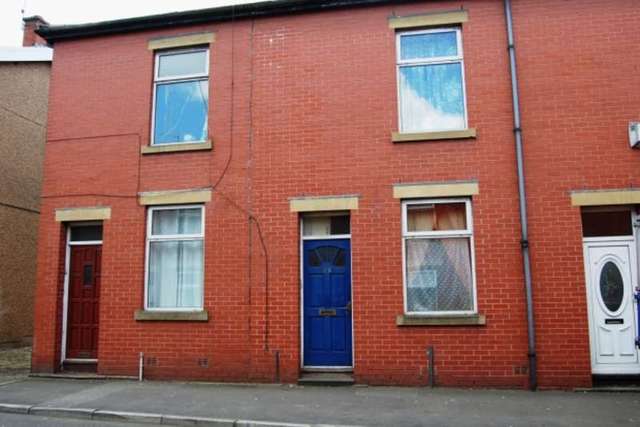  Image of 2 bedroom Property for sale in Queen Victoria Street Blackburn BB2 at QUEEN VICTORIA STREET  BLACKBURN, BB2 2QZ