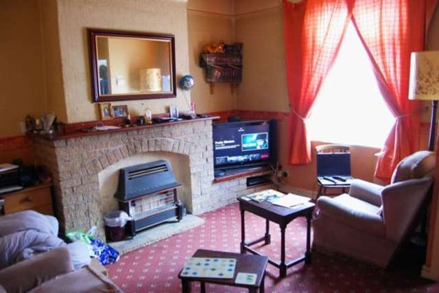  Image of 2 bedroom Property for sale in Queen Victoria Street Blackburn BB2 at QUEEN VICTORIA STREET  BLACKBURN, BB2 2QZ