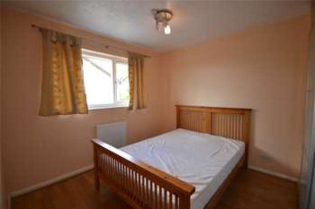  Image of 4 bedroom Detached house to rent in Rachaels Lake View Warfield Bracknell RG42 at Warfield Bracknell Newell Green, RG42 3XU