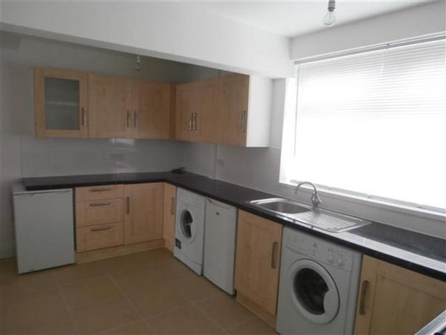  Image of 4 bedroom Detached house to rent in Randolph Street Shirley Southampton SO15 at Shirley, SO15 3HD
