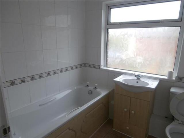  Image of 4 bedroom Detached house to rent in Randolph Street Shirley Southampton SO15 at Shirley, SO15 3HD