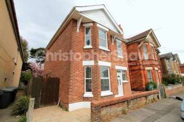  Image of 3 bedroom Detached house to rent in Rebbeck Road Boscombe Bournemouth BH7 at Rebbeck Road  Bournemouth, BH7 6LW