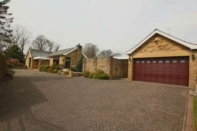  Image of 2 bedroom Detached house for sale in Canterbury Close Rochdale OL11 at Canterbury Close Bamford Rochdale, OL11 5LZ