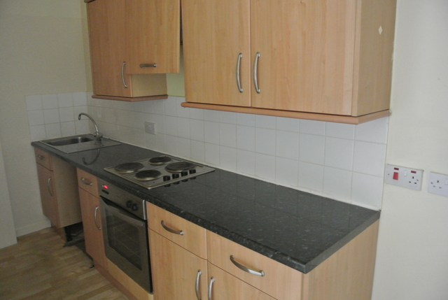  Image of 2 bedroom Apartment to rent in Redwing Crescent Huddersfield HD3 at Redwing Cresent  Botham Hall Road, Huddersfield, HD3 4RL