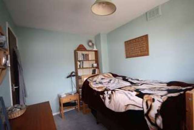  Image of 3 bedroom Semi-Detached house for sale in Redwood Close Radstock BA3 at Redwood Close  Radstock, BA3 3EH