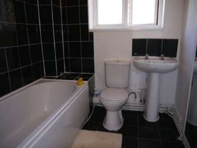  Image of 2 bedroom Flat for sale in Regency Court Bradford BD8 at Regency Court Whetley Lane BRADFORD, BD8 9EX