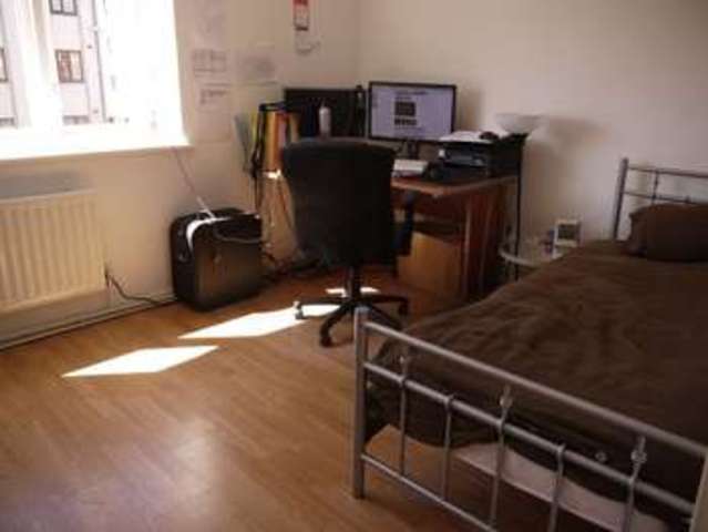  Image of 2 bedroom Flat for sale in Regency Court Bradford BD8 at Regency Court Whetley Lane BRADFORD, BD8 9EX