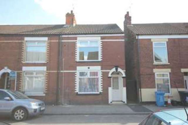  Image of 2 bedroom Terraced house for sale in Rensburg Street Hull HU9 at Rensburg Street  Hull, HU9 2NJ