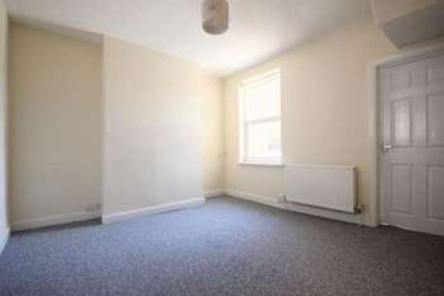  Image of 2 bedroom Terraced house for sale in Rensburg Street Hull HU9 at Rensburg Street  Hull, HU9 2NJ