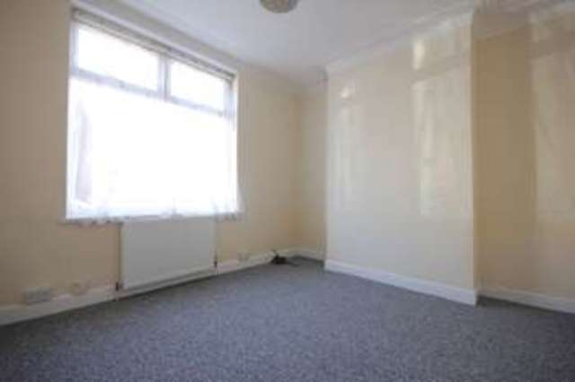 Image of 2 bedroom Terraced house for sale in Rensburg Street Hull HU9 at Rensburg Street  Hull, HU9 2NJ