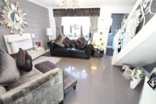  Image of 3 bedroom Semi-Detached house for sale in Rhindmuir Drive Baillieston Glasgow G69 at Swinton Glasgow Gartcosh, G69 6ND