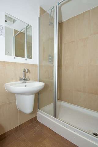  Image of 2 bedroom Flat to rent in Barton Mill Road Canterbury CT1 at Barton Mill  Canterbury, CT1 1GN