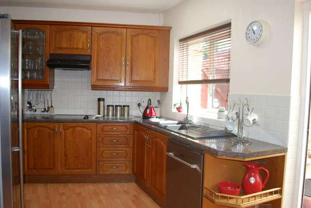  Image of 5 bedroom Semi-Detached house for sale in Rivington Avenue Woodford Green IG8 at Woodford Green London Woodford Green, IG8 8LS