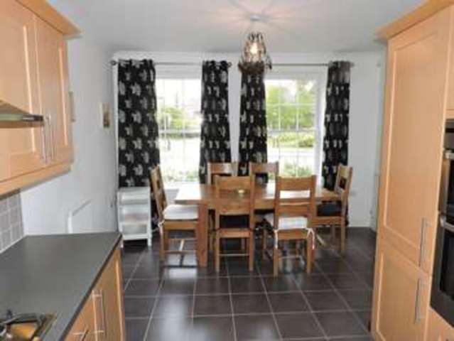  Image of 5 bedroom Terraced house for sale in Rockbourne Road Sherfield-on-Loddon Hook RG27 at Rockbourne Road Sherfield-On-Loddon Hook, RG27 0SR