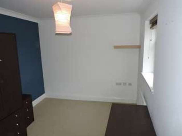  Image of 5 bedroom Terraced house for sale in Rockbourne Road Sherfield-on-Loddon Hook RG27 at Rockbourne Road Sherfield-On-Loddon Hook, RG27 0SR
