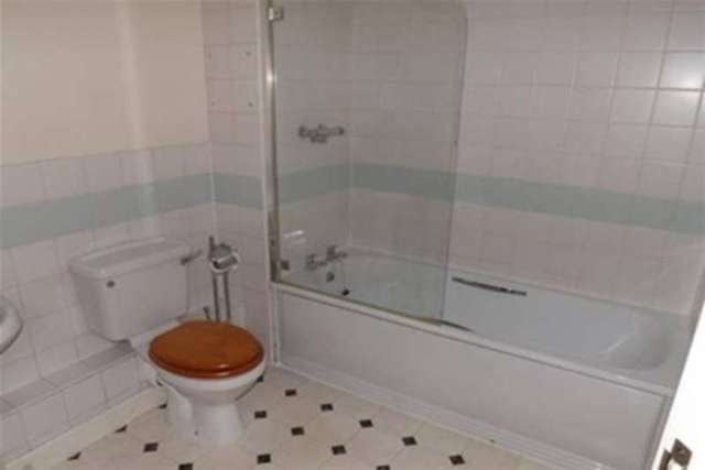  Image of 2 bedroom Flat to rent in Ropewalk Court Derby Road Nottingham NG1 at Nottingham, NG1 5AD