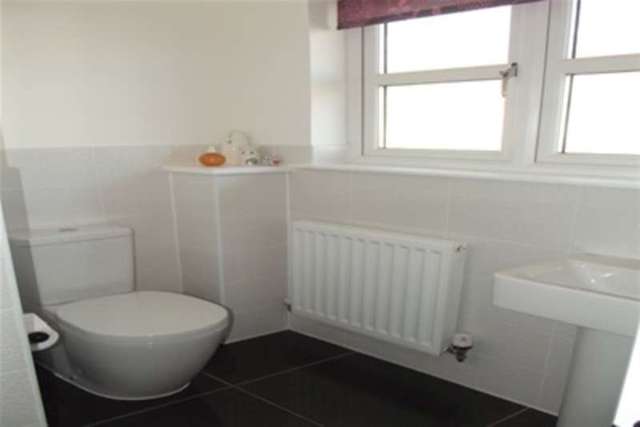  Image of 5 bedroom Detached house to rent in Rose Crescent Newton Mearns Glasgow G77 at Glasgow, G77 6GQ