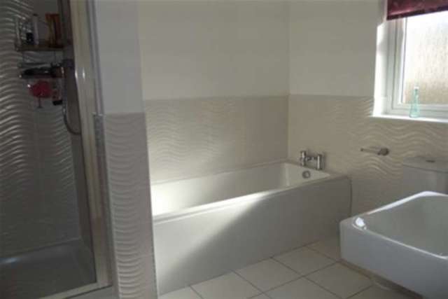  Image of 5 bedroom Detached house to rent in Rose Crescent Newton Mearns Glasgow G77 at Glasgow, G77 6GQ