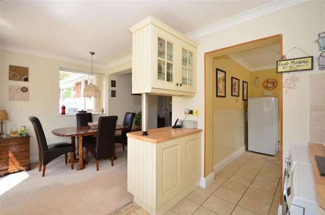  Image of 4 bedroom Bungalow for sale in Rose Gardens Eythorne Dover CT15 at Eythorne Dover Dover, CT15 4BS