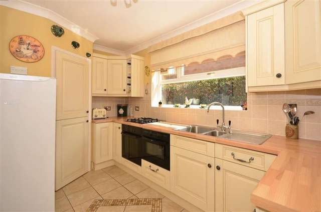  Image of 4 bedroom Bungalow for sale in Rose Gardens Eythorne Dover CT15 at Eythorne Dover Dover, CT15 4BS
