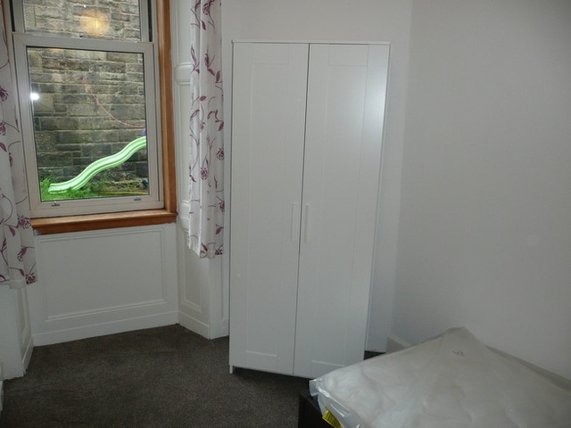  Image of 2 bedroom Flat to rent in Rossie Place Edinburgh EH7 at Easter Road Edinburgh Edinburgh, EH7 5SG