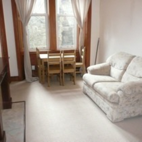 Image of 2 bedroom Flat to rent in Rossie Place Edinburgh EH7 at Easter Road Edinburgh Edinburgh, EH7 5SG