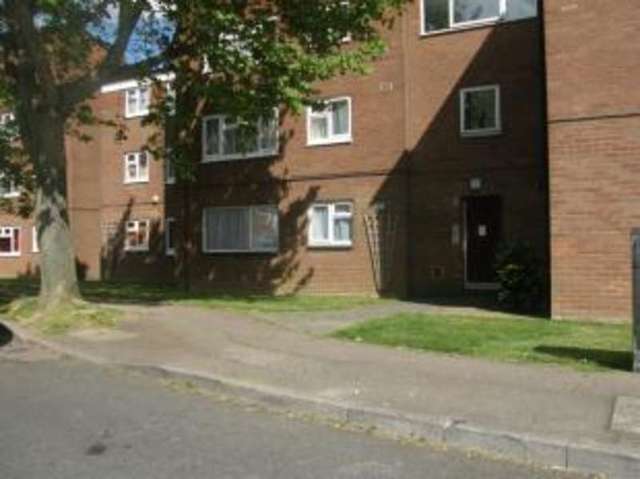  Image of 1 bedroom Flat for sale in Rowan Drive Broxbourne EN10 at Broxbourne Hertfordshire Turnford, EN10 6HJ