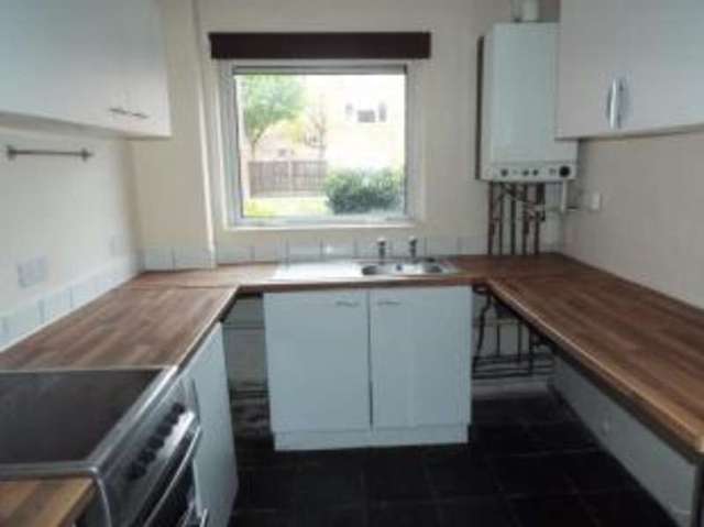 Image of 1 bedroom Flat for sale in Rowan Drive Broxbourne EN10 at Broxbourne Hertfordshire Turnford, EN10 6HJ