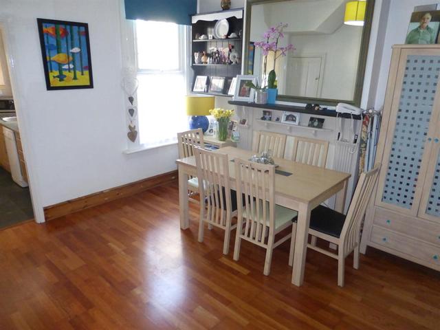  Image of 3 bedroom End of Terrace for sale in Royal Oak Road Bexleyheath DA6 at South Bexleyheath Kent Bexleyheath, DA6 7HG