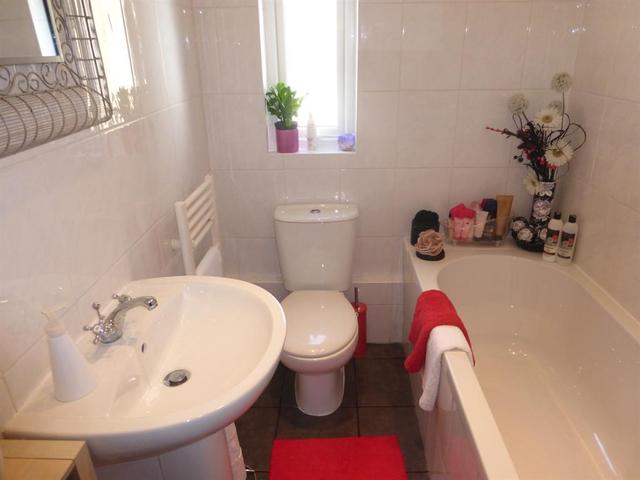  Image of 3 bedroom End of Terrace for sale in Royal Oak Road Bexleyheath DA6 at South Bexleyheath Kent Bexleyheath, DA6 7HG