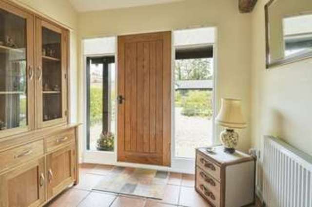  Image of 3 bedroom Property for sale in Hall Lane Roydon Diss IP22 at Hall Lane Roydon Diss, IP22 5XL