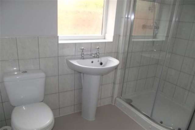  Image of 4 bedroom Terraced house to rent in Russell Road Mossley Hill Liverpool L18 at Liverpool, L18 1DY
