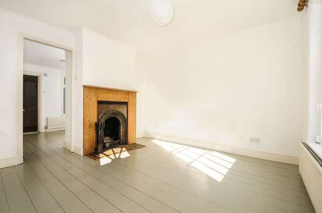  Image of 2 bedroom Detached house for sale in Russell Street Chichester PO19 at Chichester, PO19 7EL