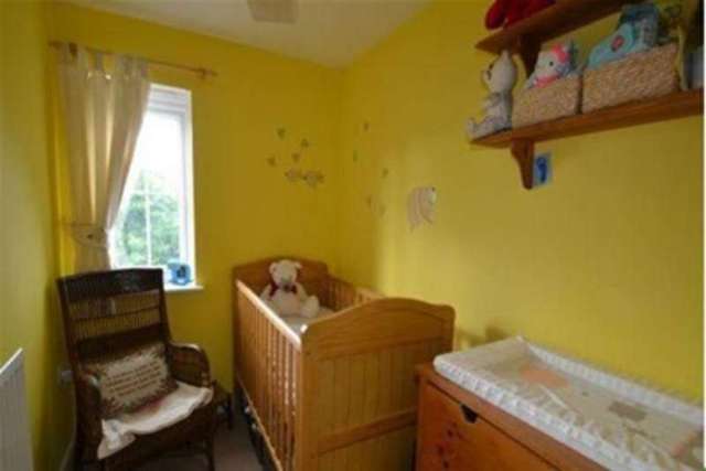  Image of 3 bedroom Terraced house to rent in Russell Walk Exeter EX2 at Exeter, EX2 7TN