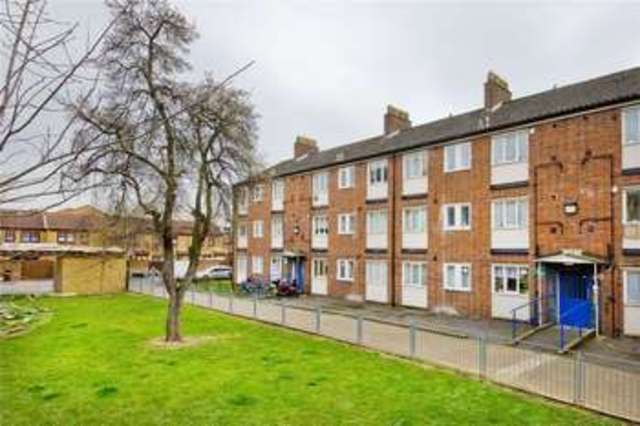  Image of 2 bedroom Flat for sale in Parkside Estate Rutland Road London E9 at South Hackney London South Hackney, E9 7LA