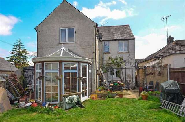  Image of 4 bedroom Detached house for sale in Salisbury Avenue Rainham Gillingham ME8 at Rainham Kent Gillingham, ME8 0BH