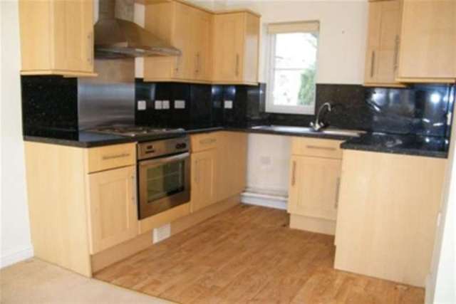  Image of 1 bedroom Terraced house to rent in Samuel Court Templecombe BA8 at Templecombe, BA8 0JN