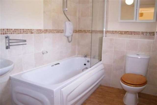  Image of 1 bedroom Terraced house to rent in Samuel Court Templecombe BA8 at Templecombe, BA8 0JN