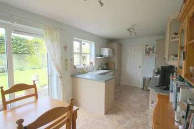  Image of 4 bedroom Detached house for sale in Sandown Close Stratford-upon-Avon CV37 at Sandown Close  Stratford-Upon-Avon, CV37 9BZ