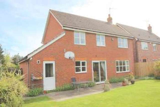  Image of 4 bedroom Detached house for sale in Sandown Close Stratford-upon-Avon CV37 at Sandown Close  Stratford-Upon-Avon, CV37 9BZ