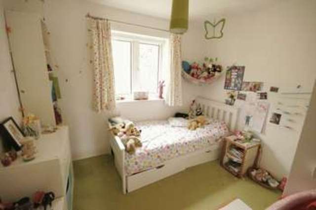  Image of 4 bedroom Detached house to rent in Sandrock Hill Road Wrecclesham Farnham GU10 at Sandrock Hill Road Wrecclesham Farnham, GU10 4NR