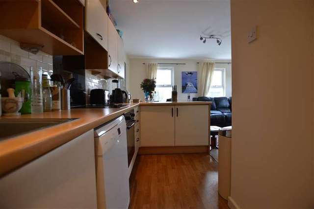  Image of 2 bedroom Apartment for sale in School Green Shinfield Reading RG2 at Shinfield  Reading, RG2 9EE