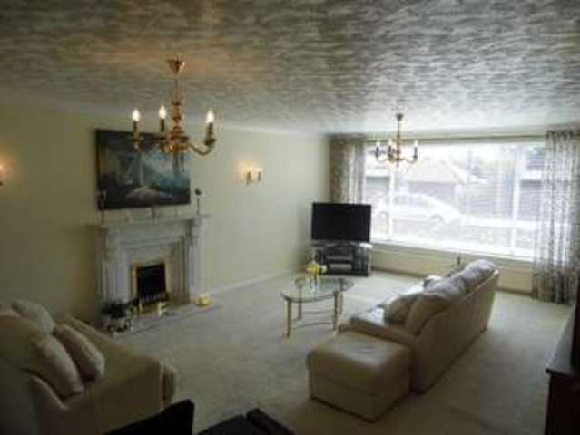  Image of 4 bedroom Detached house for sale in School Road Blackpool FY4 at Blackpool Lancashire Blackpool, FY4 5EL