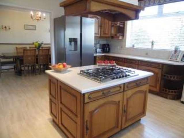  Image of 4 bedroom Detached house for sale in School Road Blackpool FY4 at Blackpool Lancashire Blackpool, FY4 5EL
