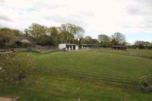  Image of 3 bedroom Detached house for sale in School Road Thorney Hill Bransgore Christchurch BH23 at School Road Bransgore Christchurch, BH23 8DS