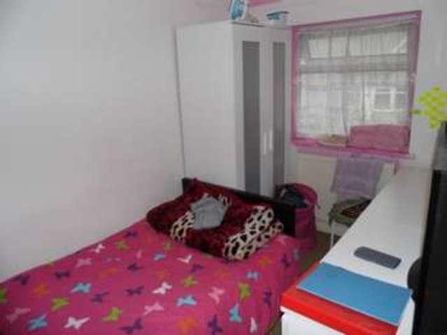 Image of 3 bedroom Terraced house for sale in School Road Dagenham RM10 at Dagenham Essex Dagenham, RM10 9QL