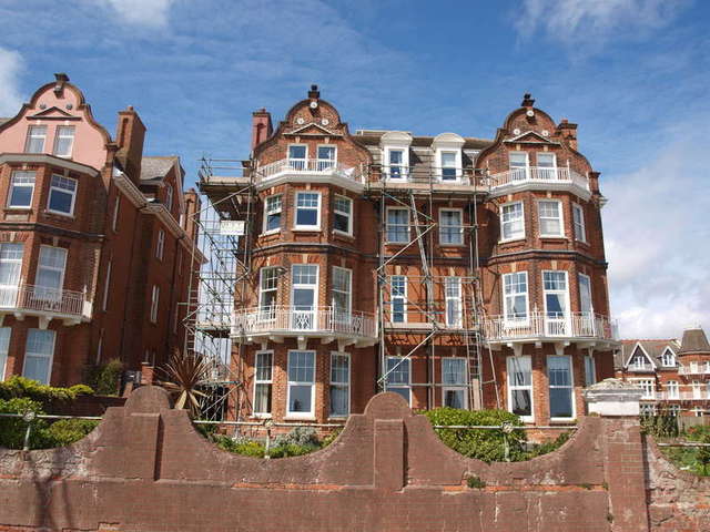  Image of 2 bedroom Flat for sale in Kirkley Cliff Road Lowestoft NR33 at Kirkley Cliff Road Lowestoft Suffolk, NR33 0DE