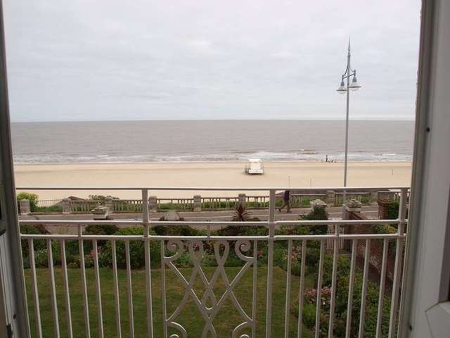  Image of 2 bedroom Flat for sale in Kirkley Cliff Road Lowestoft NR33 at Kirkley Cliff Road Lowestoft Suffolk, NR33 0DE