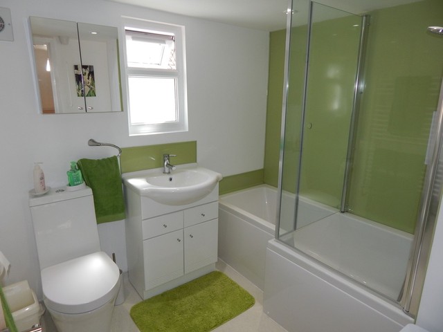  Image of 3 bedroom Detached house for sale in Sea View Road Drayton Portsmouth PO6 at Sea View Road Drayton Portsmouth, PO6 1EW